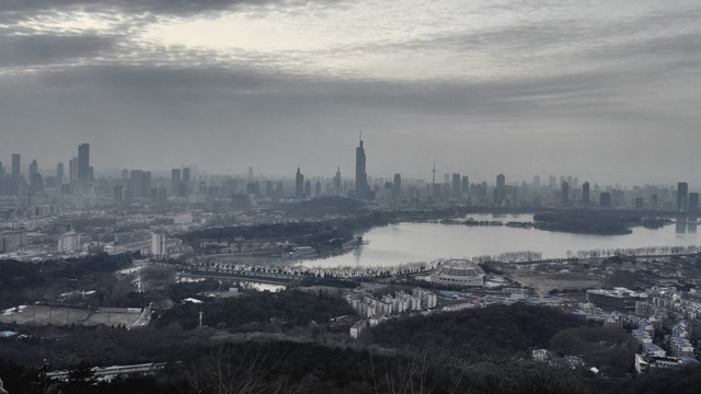资金山顶的南京俯拍