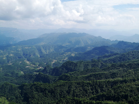 大地山川