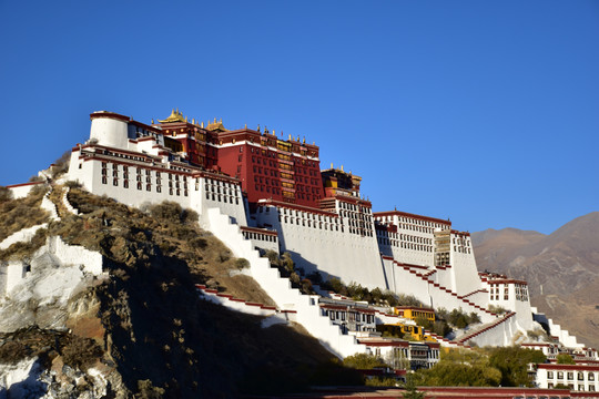 西藏布达拉宫藏式建筑