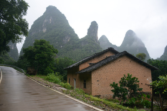 山村老屋