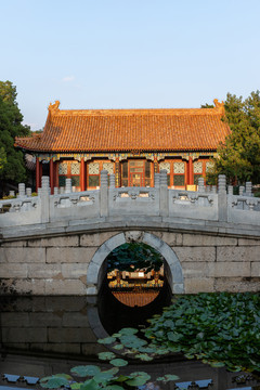 北京颐和园排云殿前石桥