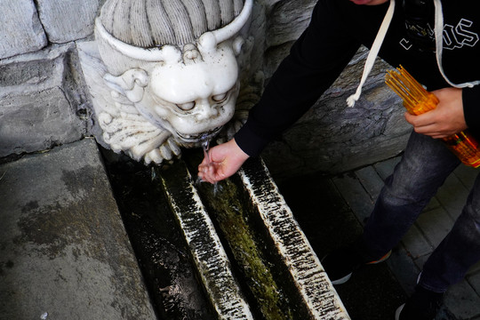 北京潭柘寺