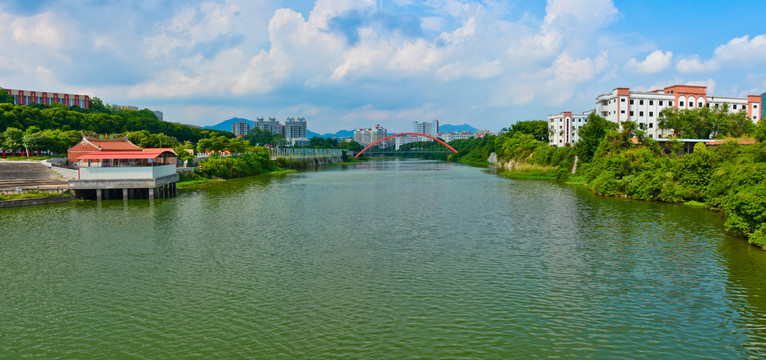 仰恩大学