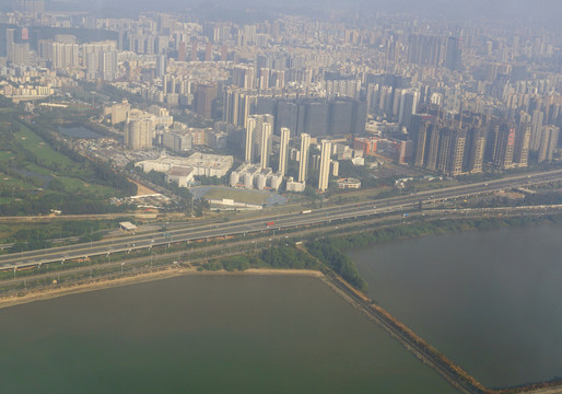 深圳寶安沿江高速海濱建筑