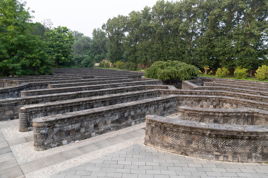 北京圆明园黄花阵迷宫