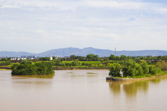 河流