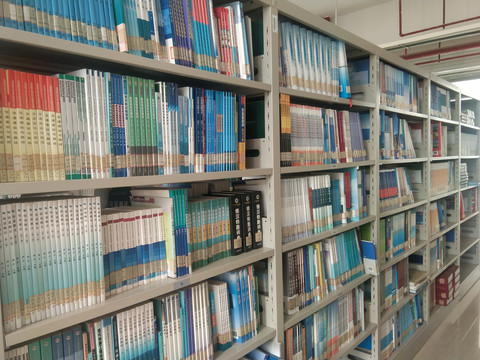 校園圖書館