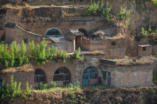 李家山村