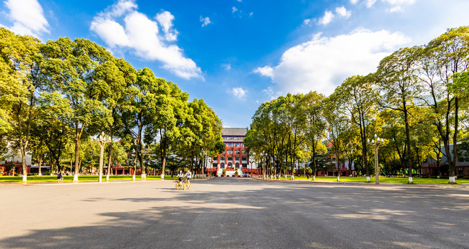 四川大学行政楼