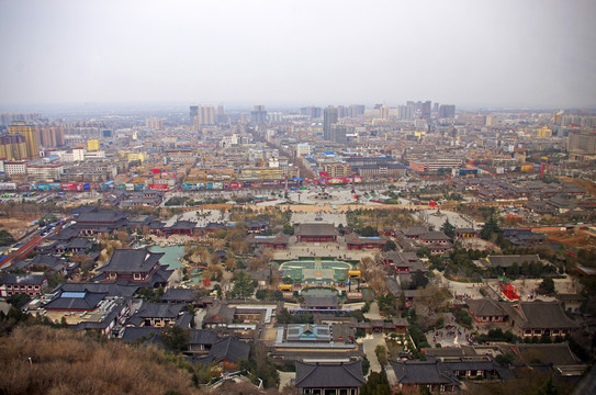 骊山俯瞰西安市区建筑