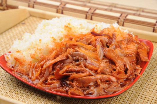 韓式雞肉蓋飯