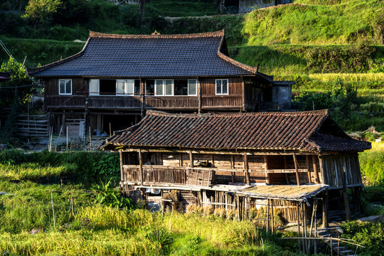 山中苗寨