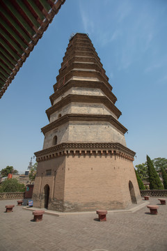 新绛龙兴寺宝塔