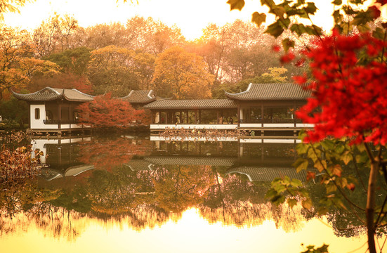 西湖秋景