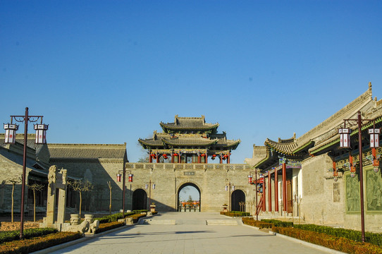 李家大院