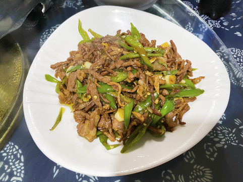 青椒炒肉