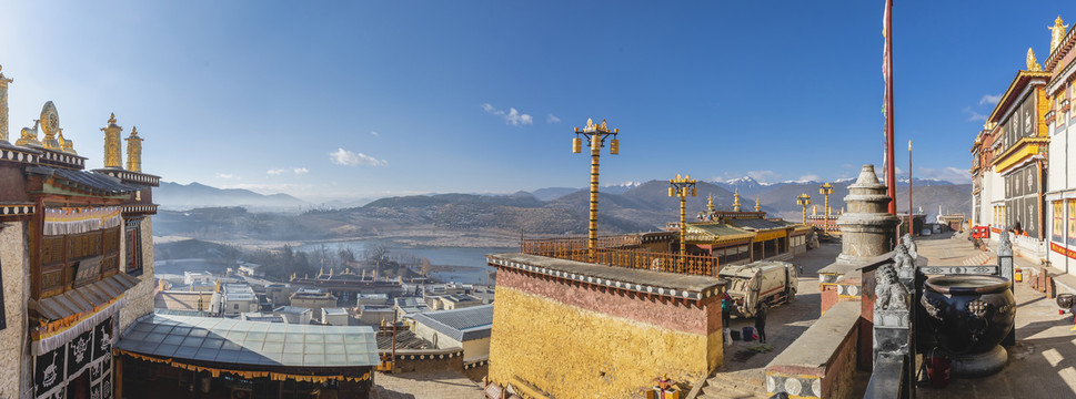 香格里拉松赞林寺旅游景点