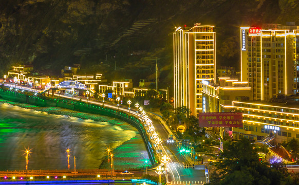 汶川夜景