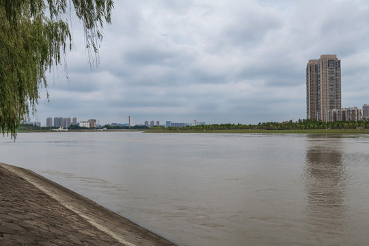 武汉汉江江段的风景