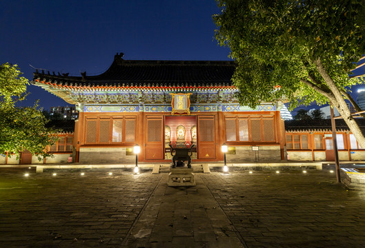 北京东城区智化寺智化殿夜景