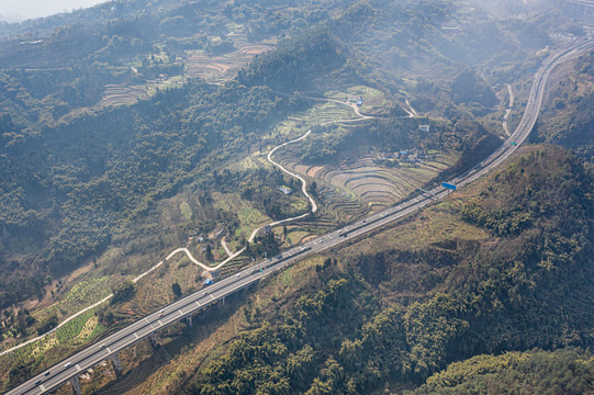 乡村高速公路航拍