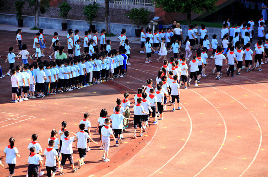 学校学生集会