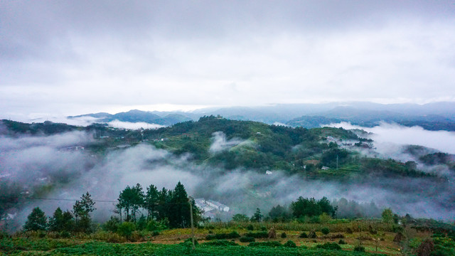 县河云山