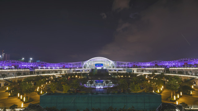 昆明滇池国际会展中心夜景