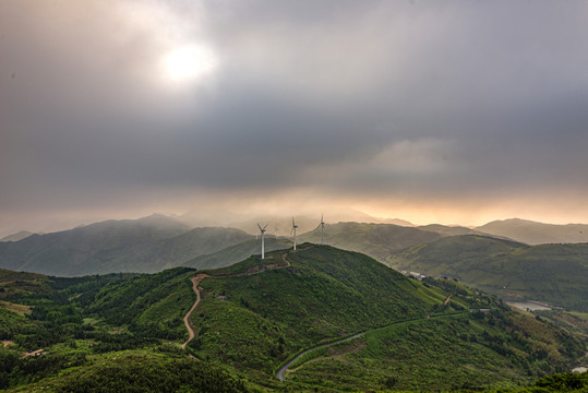 浙江东阳东白山朝霞