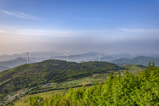 浙江东阳东白山