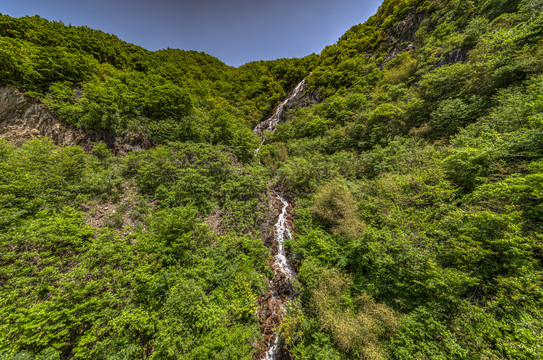 浙江东阳东白山瀑布