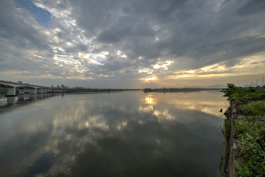 浙江兰溪金角大桥夕阳晚霞