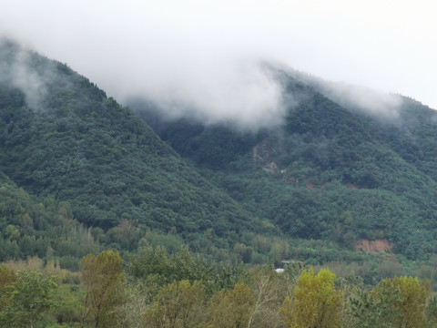 秦岭终南山大峪口山脉