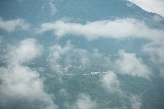 川西云霧