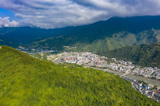 航拍四川绵阳平武县风光