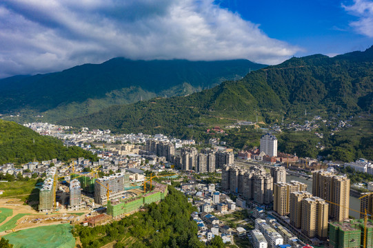 航拍四川绵阳平武县风光