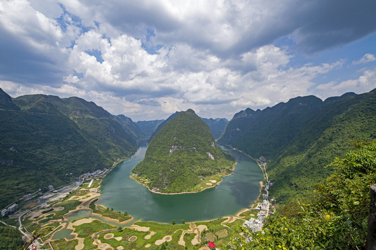 红水河第一湾