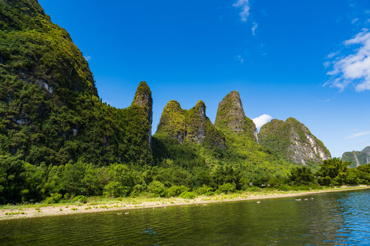 广西桂林山水漓江风光