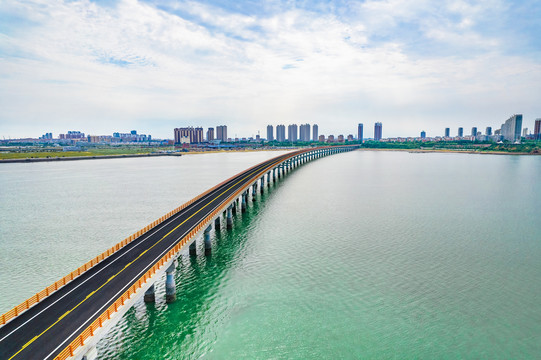 辽宁锦州市太和区白沙湾跨海大桥