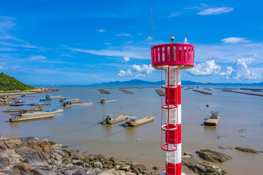 海边灯塔