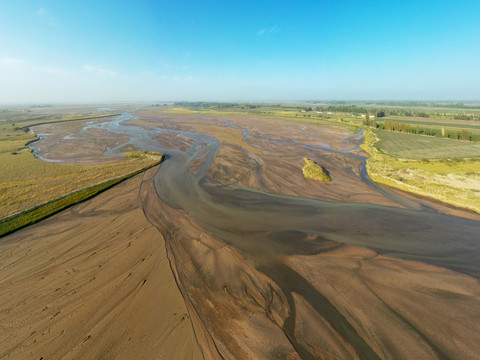 新疆阿勒泰地区河流