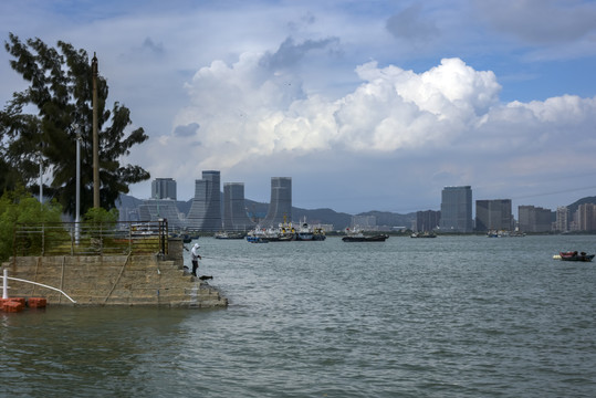 厦门海沧嵩屿码头