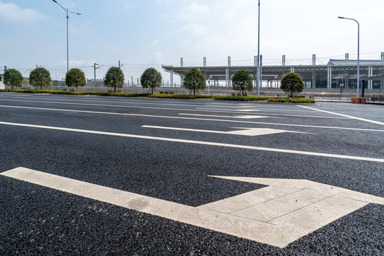 户外高速公路和城市景观