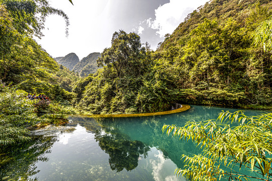 贵州小七孔桥景区