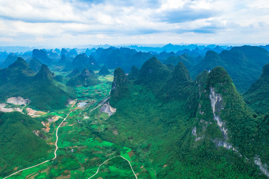 喀斯特地貌群山九万大山