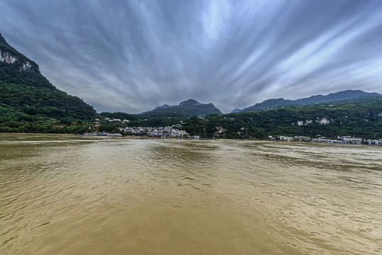 唯美三峡人家