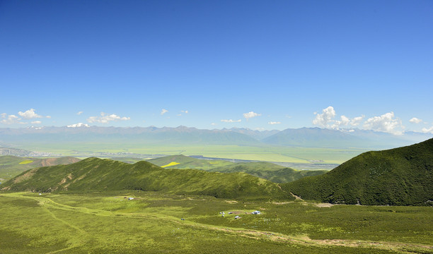 青海达板山景观