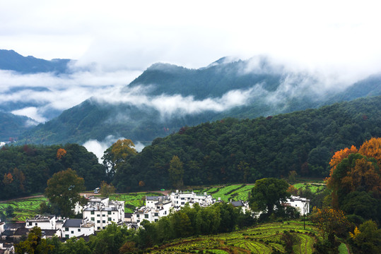 云雾山景村庄