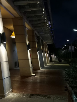 建筑外观夜景