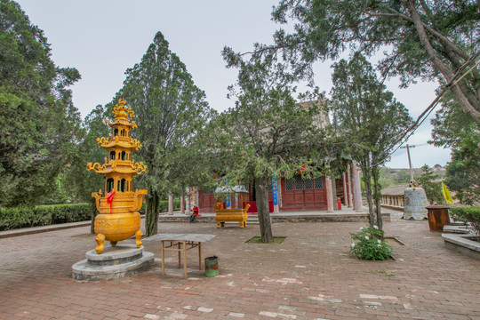 定西西岩寺